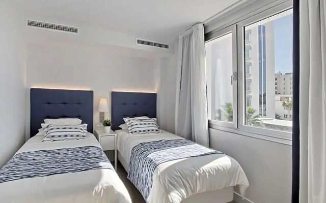 Carihuela Suites