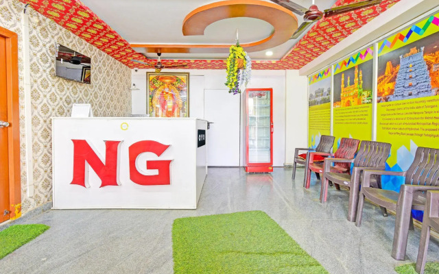 OYO 92953 Sri Navya Grand