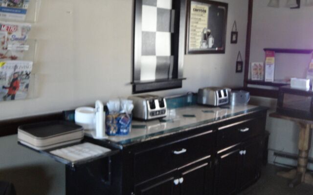 Bangor Motor Inn & Conference Center