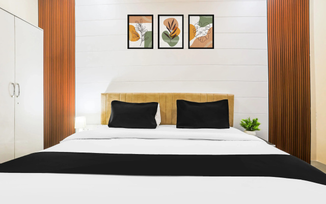 Capital O 41561 Hotel Paradise Residency