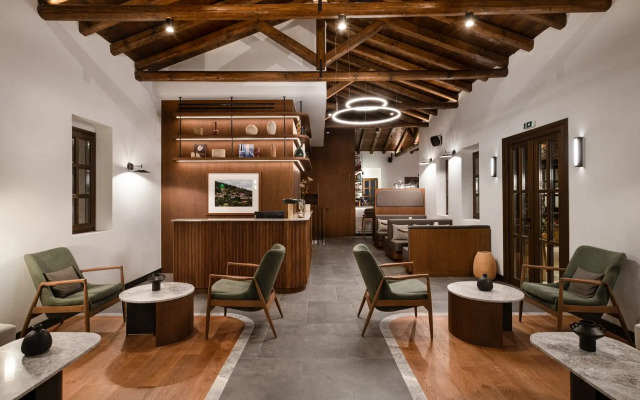 Unedo All Seasons Hotel