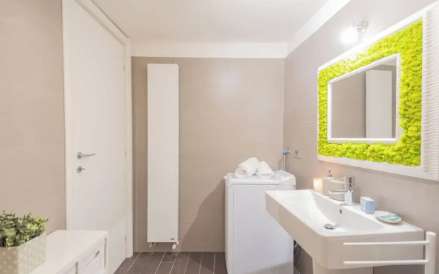 The Green Nest by Lake Como by Rent all Como