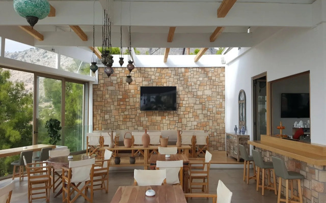 Pefkos Blue Hotel