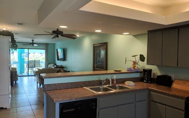 Deep Water Cove by Surfside VR