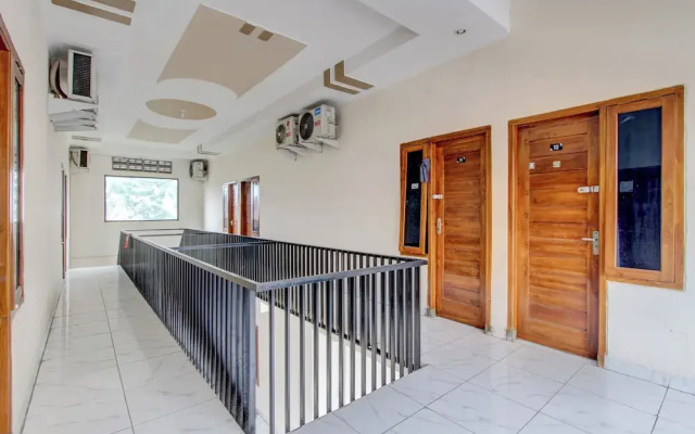 OYO 94919 Nay Guesthouse Dan Kost