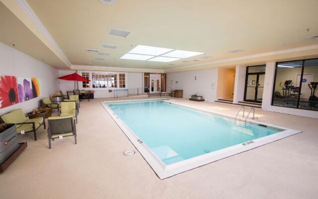 Bella Vista Hotel & Suites