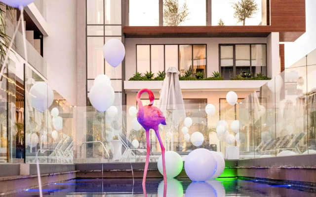 Mercure Larnaca Beach Resort