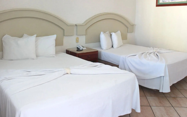Hotel Playa Marina