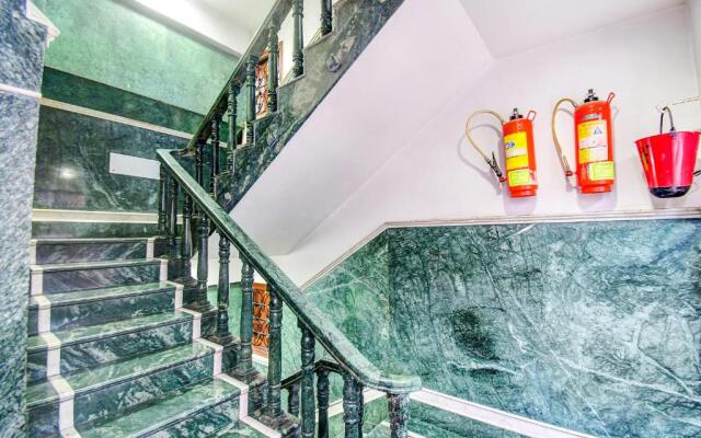 Fabhotel Panasia International