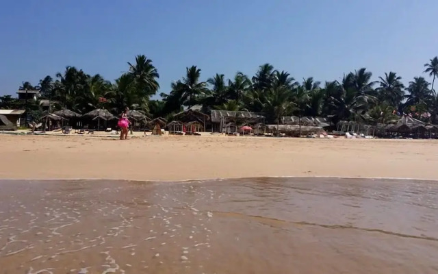 Time N Tide Beach Resort