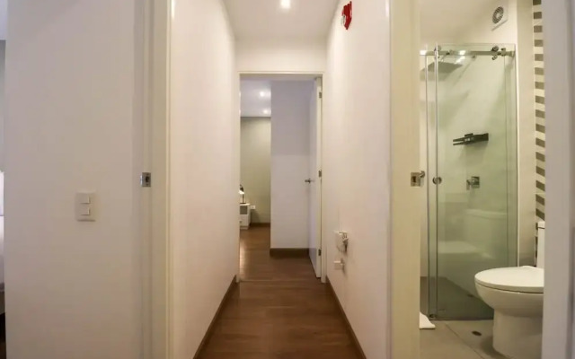 w Monochromatic 2BR w Terrace in Miraflores