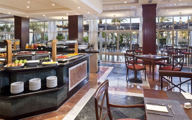 Meliá Zahara Resort & Villas