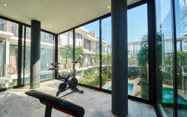 307 Amena Awesome Penthouse w/ Private Pool and Gym