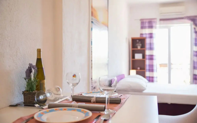 Tranquil and Stylish Apartment Kastel Novi