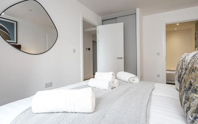Two Bedroom Waterside Flat