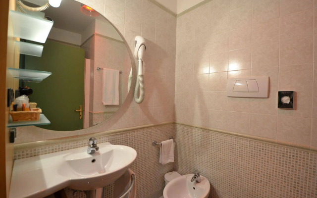 Sun Hotel