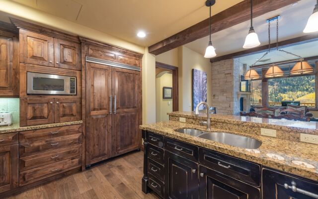 Silver Strike by Luxury Mountain Destina