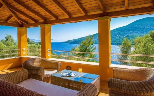 Villa Elpida