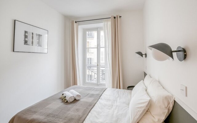 Splendid Haussmann Flat