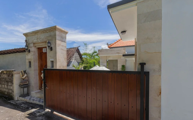 Seven Angels Villa and Hostel