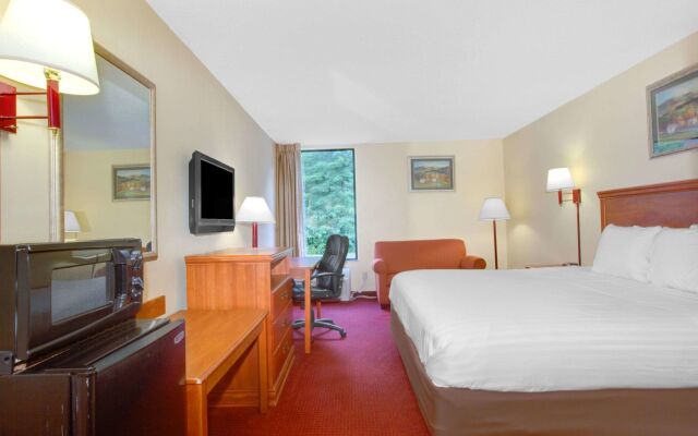 Econo Lodge Mt. Hope - Beckley