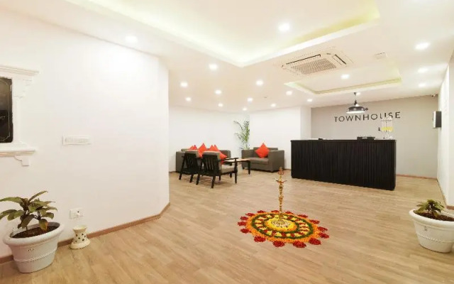 Srm by OYO Rooms