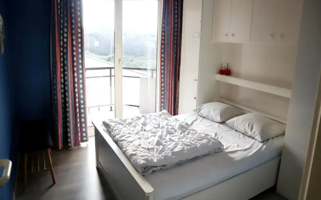 Apartment in Nieuwpoort by the Beach