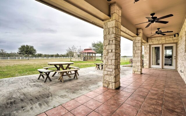 Pet-friendly Flatonia House w/ Patio & Gazebo!