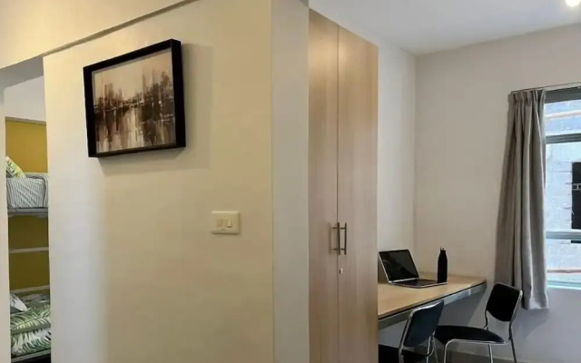 Adana Pods