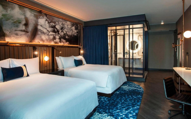 Hotel EMC2, Autograph Collection
