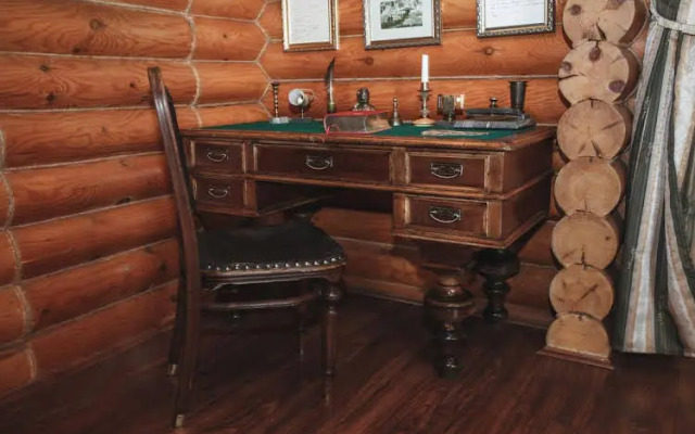 Пушкинский дворик