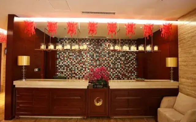 Phoenix Mountain Hotel