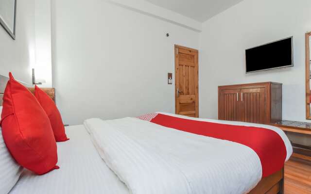 OYO 13410 Hotel Sunflower