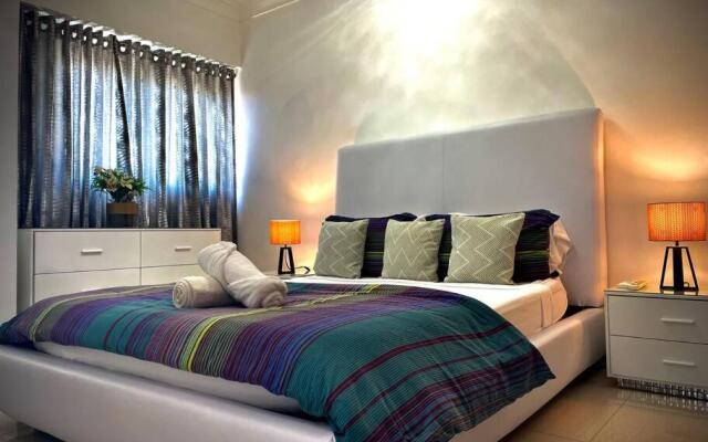 Suite Deluxe 1 bed, city OceanView, pool,Saune,Gym