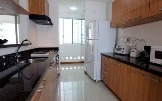Travelers Suites Orange Cartagena