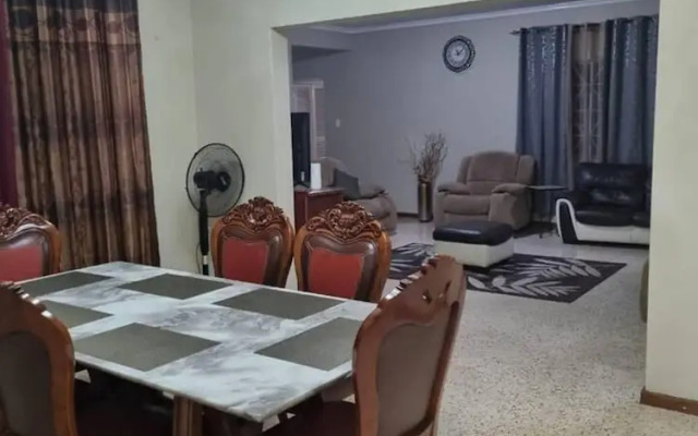 Stunning 3-bedroom House in Ocho Rios Upton