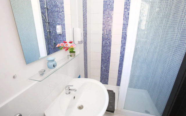 Iris Room