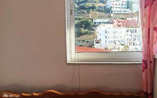 Selena Rooms