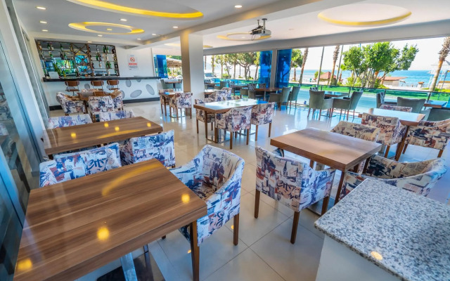 Kleopatra Life Hotel & SPA