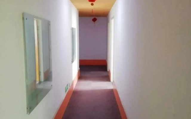 Vjia Express Hotel (Zibo Mingqing Street RT-Mart)