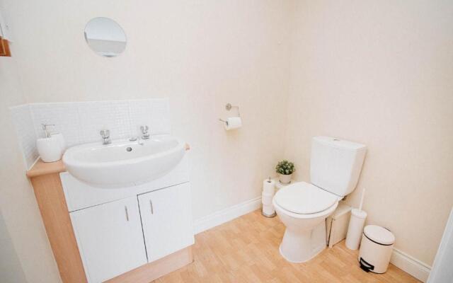 Sandall Apartment