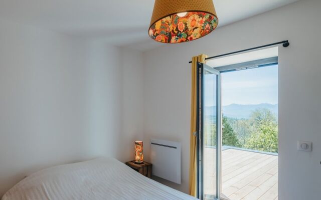 La Petite Maison Basse Corréo