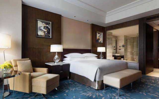 Shanghai Marriott Hotel Pudong East – Guest Rooms – Shanghai