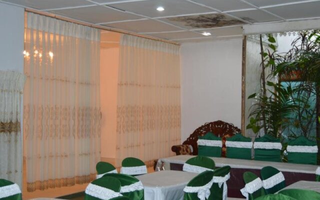 Green Valley Holiday Inn