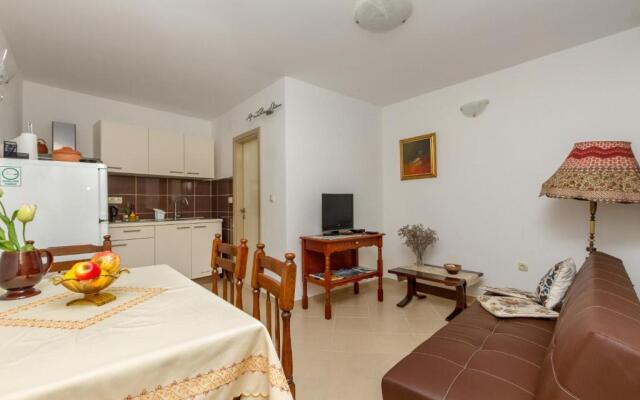 Apartment Old Stone House