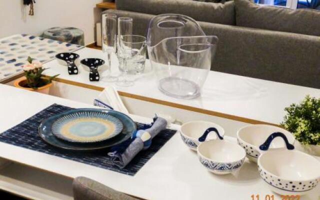 Noelli Cozy And Modern Apartment