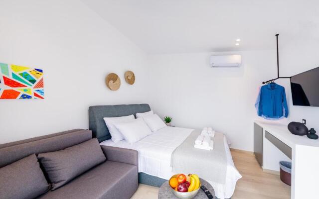Sunwaves Beach studio I