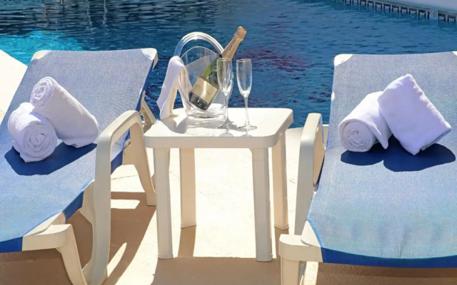 Hotel El Faro Marbella