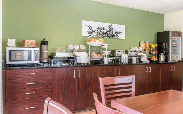 Sleep Inn & Suites of Lancaster County