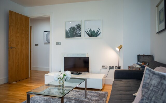 Spacious Serviced Apartments Canary Wharf